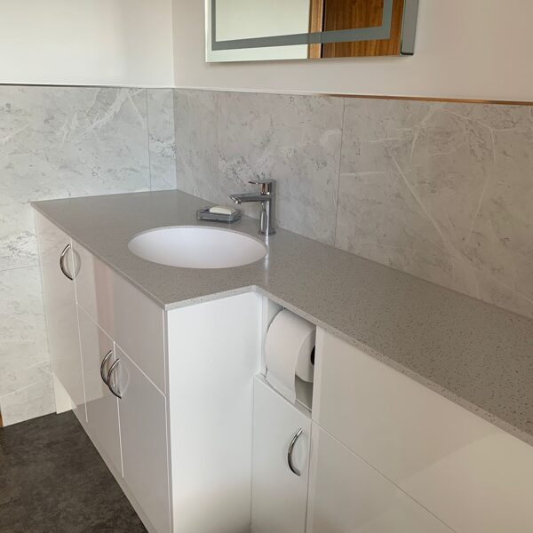 GREY & WHITE MARBLE FIBO