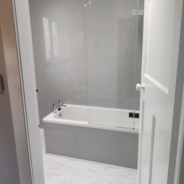 GREY GLOSS HERRINGBONE
